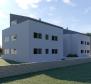 Nouvelle résidence à Rovinj, à seulement 300 mètres de la mer - pic 4