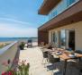 Neu gebaute, moderne 5-Sterne-Villa direkt am Sandstrand in der Gegend von Zadar - foto 41