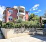 Apartment house near the sea with an open view in Premantura 