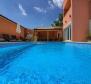 Villa with pool 300 m from the beach in Medulin - pic 15