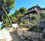 Haus direkt am Meer mit 3 Wohnungen, Terrassen und Privatstrand in Ciovo, Trogir - foto 19