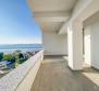 Prostorný apartmán s terasou v blízkosti moře v novostavbě s panoramatickým výhledem na moře v Ičiči - pic 15