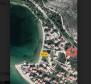 Land plot with project and building permit in Zaboric just 130 meters from the beach - pic 2