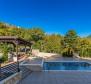 Роскошная вилла с крытым и открытым бассейном в Гризане - фото 6