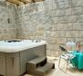 Renovated four story stone house with a garden,sea view and jacuzzi pool in Solin - pic 2