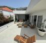 Magnificent property on Hvar with restaurant and several apartments, just 20 meters from the sea - pic 13