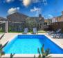 Attractive one-storey villa with swimming pool and jacuzzi, just 5 km from the sea - pic 4