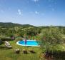 Spacieuse villa avec piscine et deux ailes résidentielles, quartier Pazin - pic 4