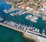 Projet d'hôtel de 65 chambres sur l'île d'Ugljan par marina 