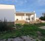 Neu gebaute Villa in der Gegend von Rovinj, 6 km vom Meer entfernt, mit Swimmingpool, der Preis ist für die aktuelle Phase festgelegt - foto 2