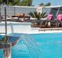Villa a tengerhez vezető első vonalon Trogir területén - pic 16