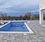 Moderne Villa mit Swimmingpool in Marčana mit weitem Meerblick - foto 2