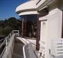 Detached real estate with three apartments just 100 meters from the sea in Krk Town - pic 27