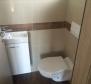 Nieruchomość z 3 apartamentami i basenem w Rogoźnicy - pic 26