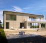 Vynikající kombinace moderního a tradičního designu pro novou vilu v Motovunu - pic 3