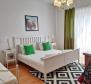 Eine fantastische Wohnung mit drei Schlafzimmern und 2 Balkonen im Zentrum von Split - foto 9