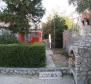 Guest house with 5 apartments for sale in Krk, 700 meters from the sea - pic 2