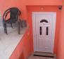 Guest house with 5 apartments for sale in Krk, 700 meters from the sea - pic 5