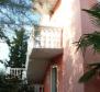 Guest house with 5 apartments for sale in Krk, 700 meters from the sea - pic 9