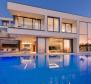 Nádherná moderní vila na Hvaru s bazénem a vynikající architekturou - pic 28