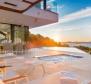 Великолепная современная вилла на Хваре с бассейном и выдающейся архитектурой - фото 30