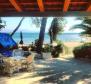 Luxusní vila první linie v Supetaru na ostrově Brač s kotvištěm pro loď - pic 36