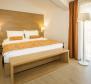 Boutique-Hotel mit 7 Apartments und einem wunderschönen Garten in Baska auf Krk, nur 500 Meter vom Meer entfernt - foto 21