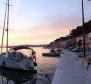 Amazing property with 5 apartments just 50 meters from the sea in Dalmatian Novigrad - pic 10