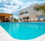 Luxusní moderní vila s bazénem v Mandre na Pagu - pic 3