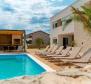 Villa moderne de luxe avec piscine à Mandre sur Pag - pic 4