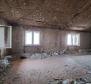 Villa for modernization in Lovran just 20 meters from the sea, with modernization project - pic 36