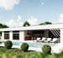 Villa mit faszinierendem modernem Design in der Gegend von Rabac, nur 5 km vom Meer entfernt 