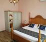 Просторный добротный дом в Каштаньере, Пула, в 2 км от моря - фото 6