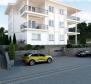 Apartment with a terrace on the ground floor of a new building with a swimming pool near the sea and Opatija in Icici - pic 3
