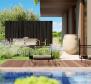 Moderně zařízená středomořská vila s bazénem a saunou - pic 9
