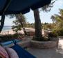 Luxusní vila první linie v Supetaru na ostrově Brač s kotvištěm pro loď - pic 51