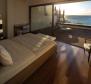 Jedna ze sedmi nových plážových vil na prodej v oblasti Šibenik v uzavřeném luxusním kondominiu - pic 19