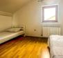 Appartement avec vue imprenable sur la mer et prix incroyablement bas à Njivice, Omišalj - pic 9