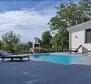 Villa avec piscine et aura merveilleuse dans la région de Porec - pic 3