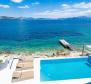 Villa absolument magnifique avec plage privée, piscine et amarre pour bateau 