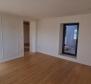Exceptional 1st line apartment for sale - pic 30