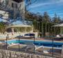 Строящаяся современная вилла с панорамным видом на море и бассейном в Главани, Кострена - фото 3