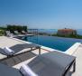 Pozoruhodná moderní vila nedaleko Splitu s panoramatickým výhledem na moře - pic 3