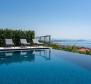 Pozoruhodná moderní vila nedaleko Splitu s panoramatickým výhledem na moře 