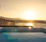 Luxusní vila na špičkovém místě nedaleko Splitu, s výhledem na moře - pic 19