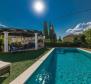 Reasonably priced attached villa in Crikvenica, with swimming pool, only 50 meters from the sea! - pic 2