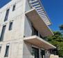 Luksusowy nowy apartament dwupoziomowy na Ciovo, 60 metrów od morza - pic 2