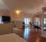 Price dropped - Fantastic apartment first row to the sea in the center of Opatija in a historic villa with a view - pic 3