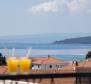 Exceptional duplex penthouse in Split outskirts with open sea views, just 250 meters from the sea - pic 3