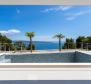 Senzační vila s nádherným výhledem na moře v Brele - pic 7